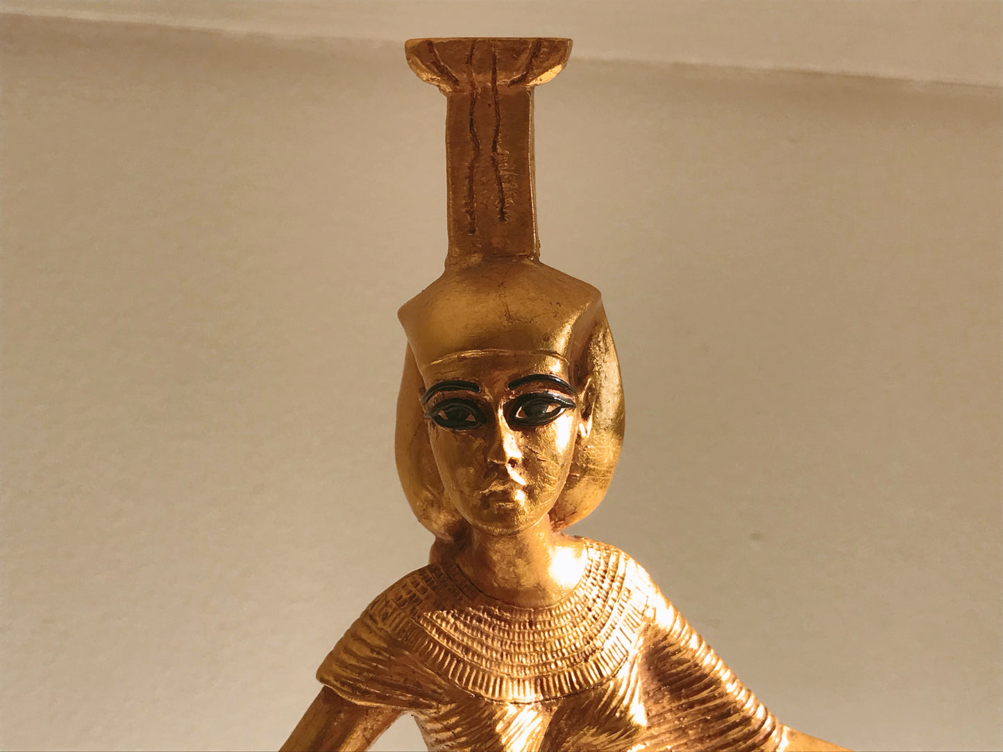 Statue of Nebt-Het