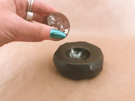 Forged Iron Round Crystal Sphere Stand